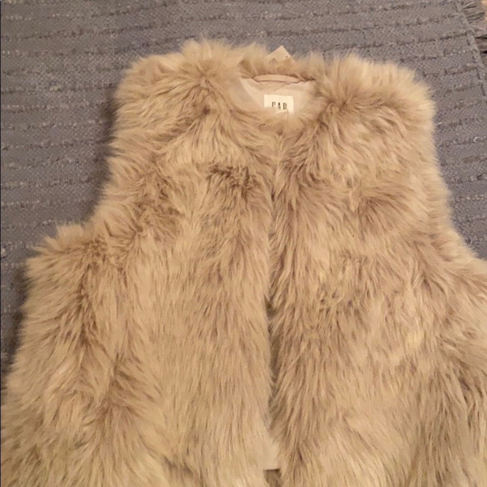 NWT GAP Faux Fur Vest